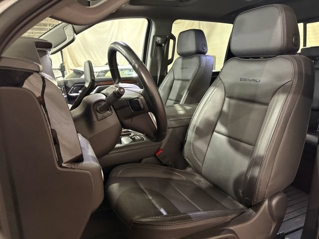 2025 GMC Sierra 3500HD Denali