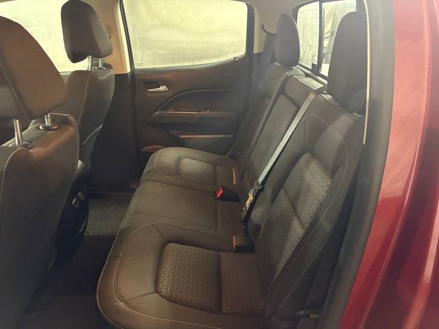 2017 GMC Canyon SLE1