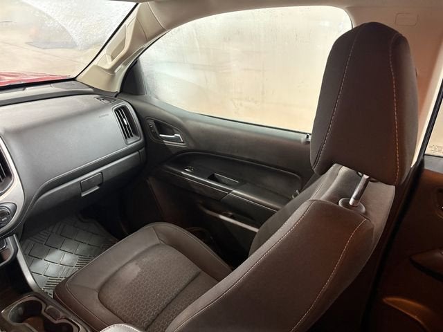 2017 GMC Canyon SLE1