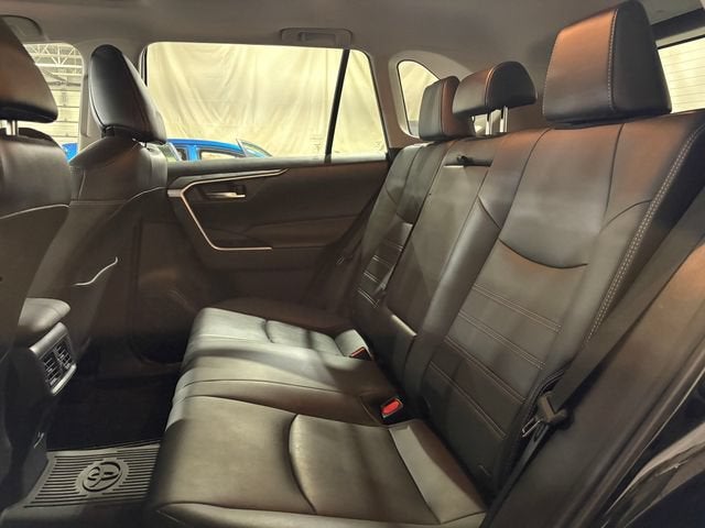 2021 Toyota RAV4 Hybrid XLE Premium