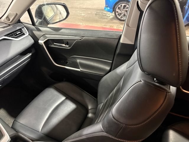 2021 Toyota RAV4 Hybrid XLE Premium