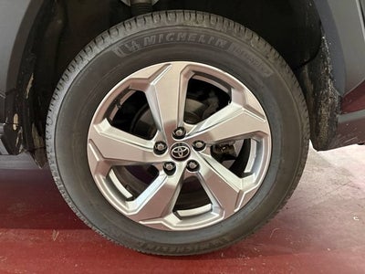2021 Toyota RAV4 Hybrid XLE Premium