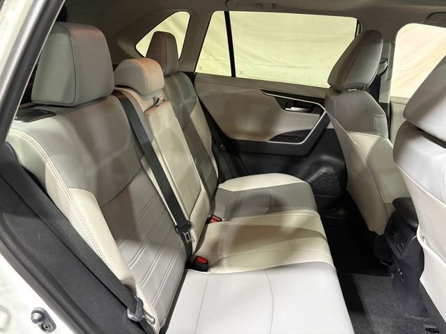 2019 Toyota RAV4 Hybrid Limited