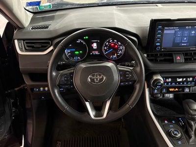 2020 Toyota RAV4 Hybrid XLE