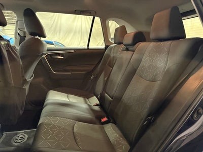 2020 Toyota RAV4 Hybrid XLE