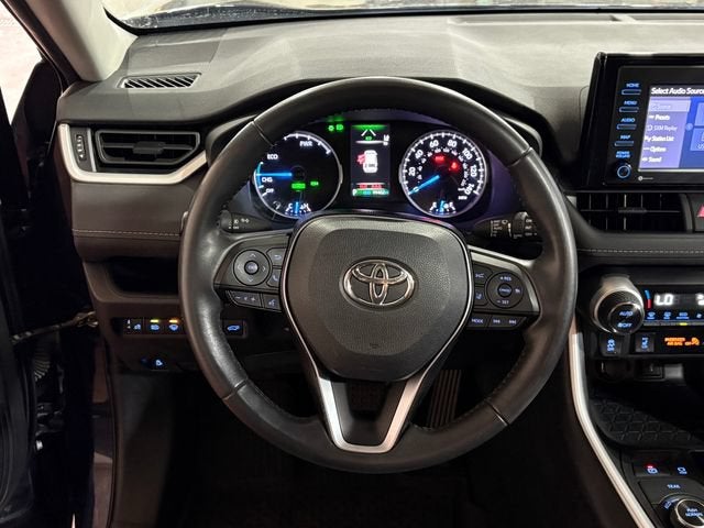 2020 Toyota RAV4 Hybrid XLE