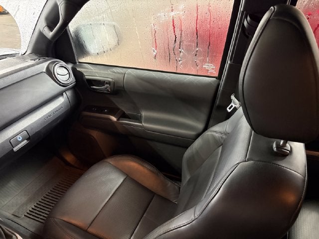 2022 Toyota Tacoma TRD Off-Road*6-Speed Manual* V6