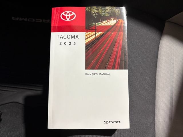 2025 Toyota Tacoma Hybrid TRD Off Road