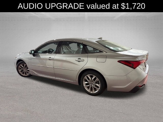 2020 Toyota Avalon Hybrid XLE Plus