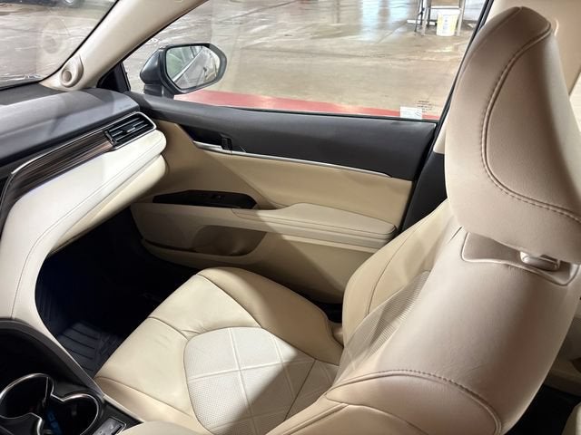 2019 Toyota Camry XLE