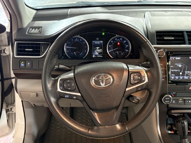 2016 Toyota Camry XLE