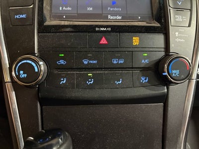 2016 Toyota Camry SE