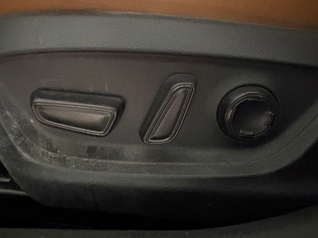 2020 Toyota Avalon Hybrid Limited