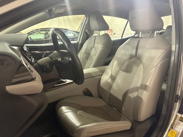 2023 Toyota Camry Hybrid XLE