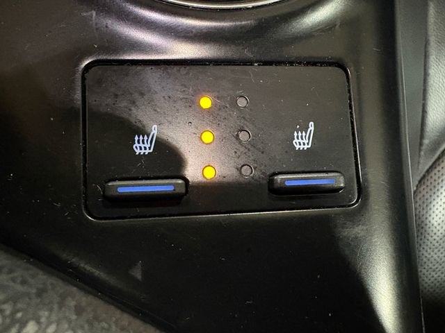 2020 Toyota Camry Hybrid XLE