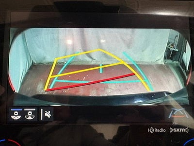 2020 Toyota Camry Hybrid XLE