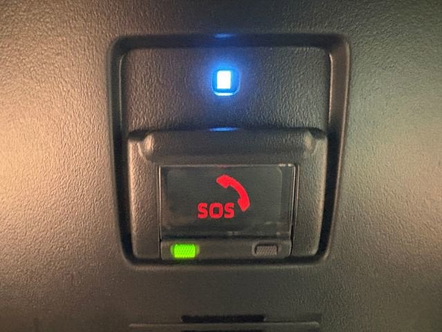 2020 Toyota Camry Hybrid XLE