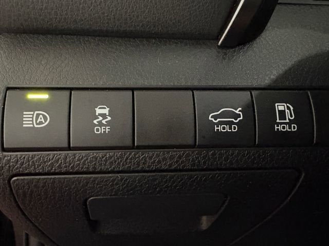 2020 Toyota Camry Hybrid XLE