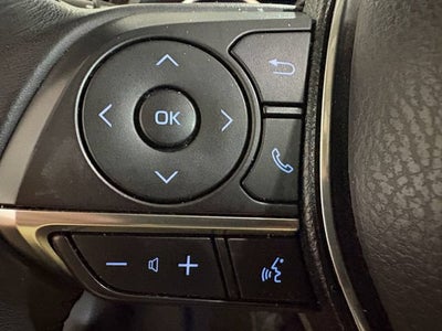 2020 Toyota Camry Hybrid XLE