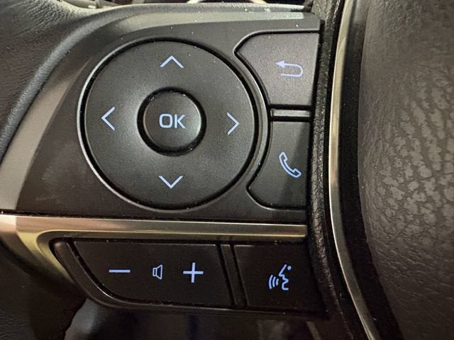 2020 Toyota Camry Hybrid XLE