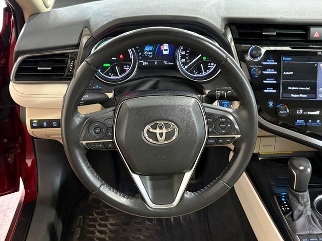 2020 Toyota Camry Hybrid XLE