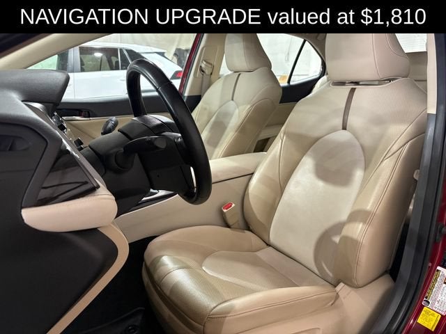 2020 Toyota Camry Hybrid XLE