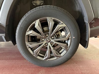 2024 Toyota RAV4 Hybrid XLE Premium