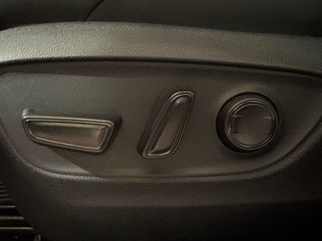 2025 Toyota RAV4 Hybrid XSE