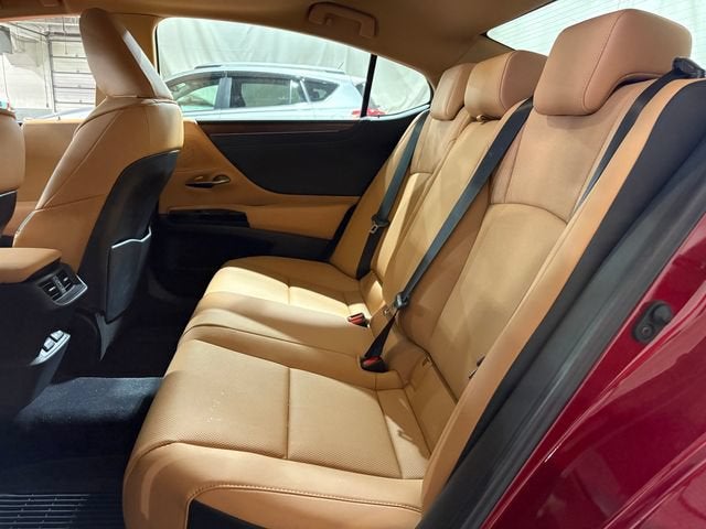2025 Lexus ES 350
