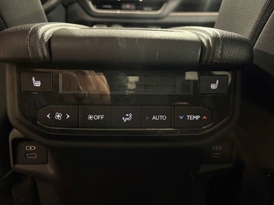 2024 Toyota Grand Highlander Base