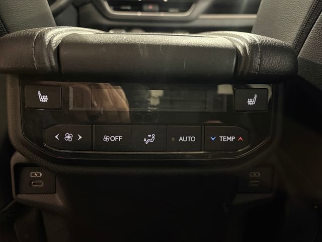 2024 Toyota Grand Highlander Base