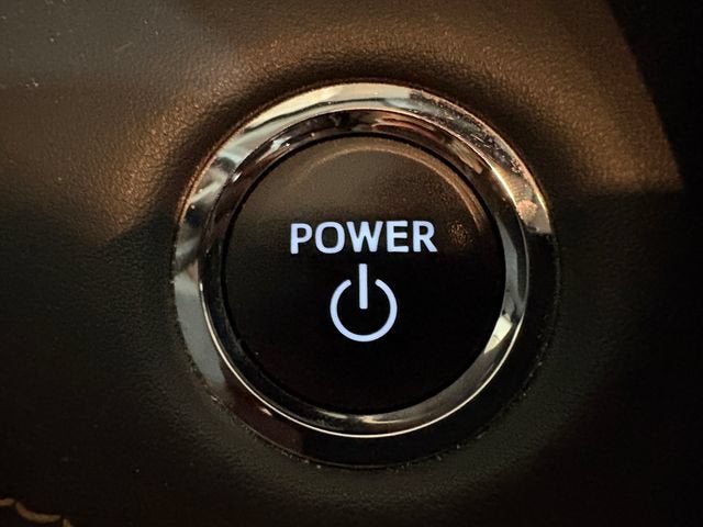 2023 Toyota Highlander Hybrid Bronze Edition