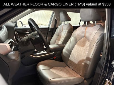 2023 Toyota Highlander Hybrid Bronze Edition