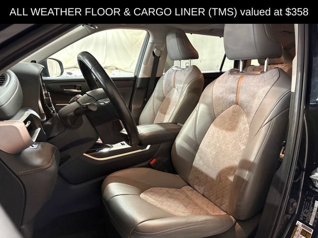 2023 Toyota Highlander Hybrid Bronze Edition