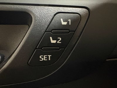 2023 Toyota Highlander Hybrid Bronze Edition