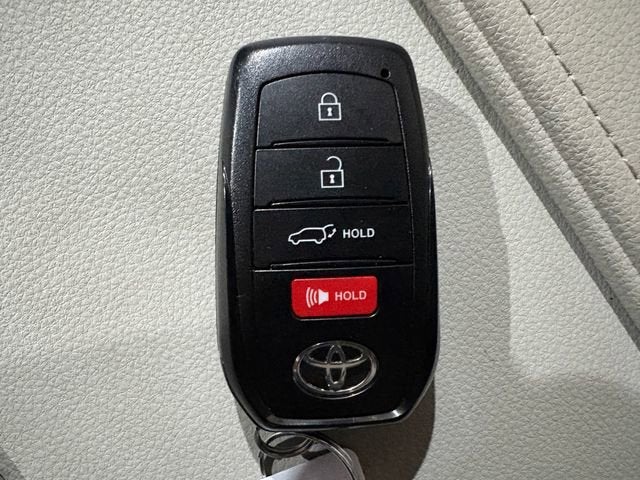 2025 Toyota Grand Highlander Hybrid MAX Platinum