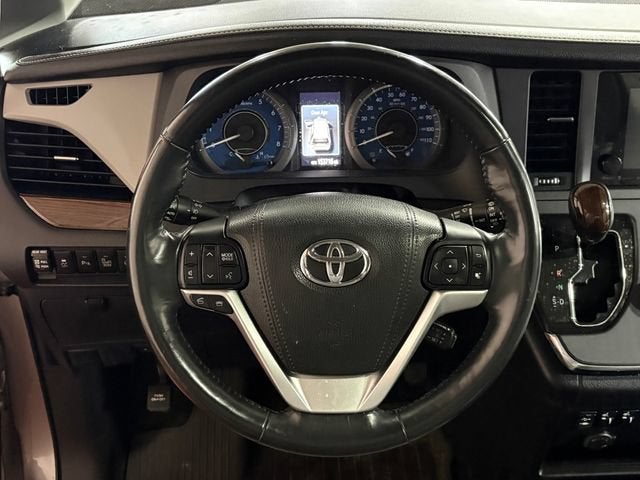 2017 Toyota Sienna Limited 7 Passenger