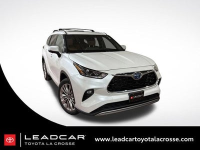 2024 Toyota Highlander Hybrid Platinum