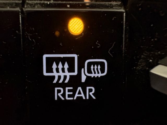 2024 Toyota Highlander Hybrid Platinum