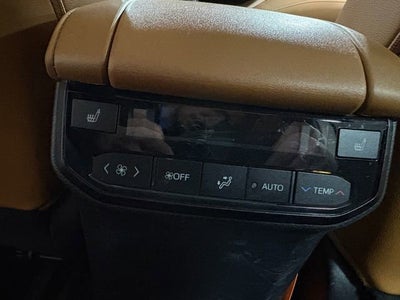 2024 Toyota Highlander Hybrid Platinum