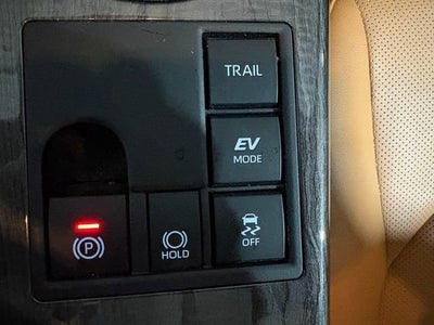 2024 Toyota Highlander Hybrid Platinum