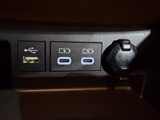 2025 Toyota Highlander Hybrid Platinum