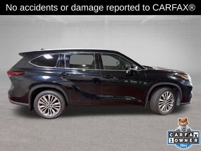 2025 Toyota Highlander Hybrid Platinum