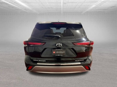 2025 Toyota Highlander Hybrid Platinum