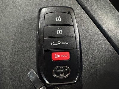 2024 Toyota Highlander Hybrid Platinum