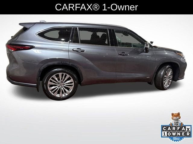 2024 Toyota Highlander Hybrid Platinum