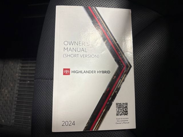 2024 Toyota Highlander Hybrid Platinum