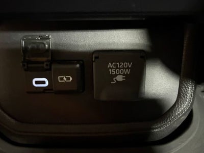 2024 Toyota Highlander Hybrid Platinum