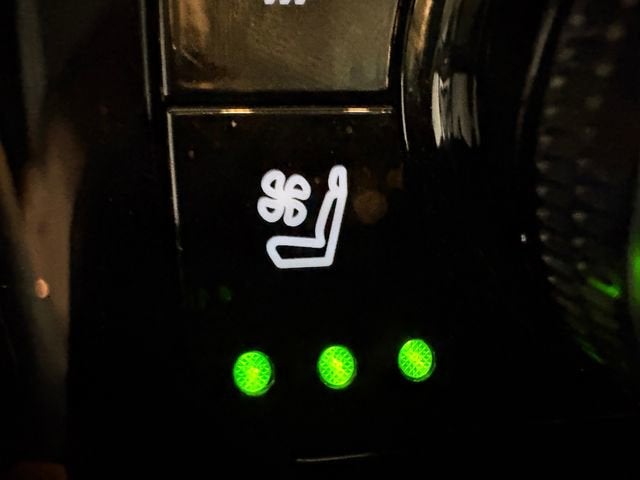 2024 Toyota Highlander Hybrid Platinum