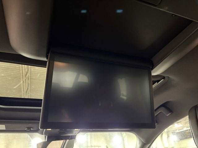 2024 Toyota Sienna Platinum 7 Passenger